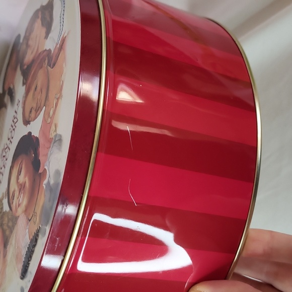 American Girl Pleasant Company Hallmark 2003 Tin Round Box 8" - Picture 8 of 14